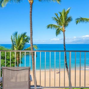 Zimmer mit Queensize-Bett und mit Ozeanblick
